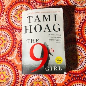 Tami Hoag The 9th Girl fiction book.